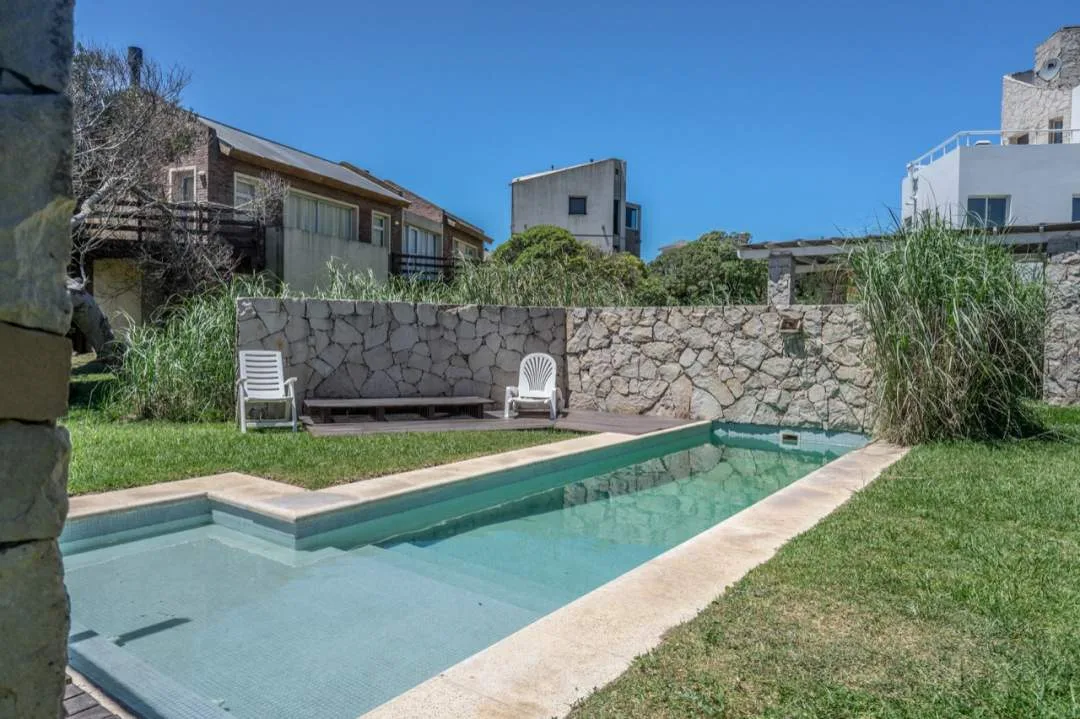En Cariló | Confortable casa La marina