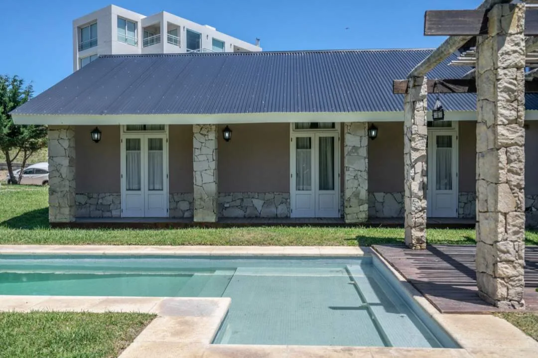 En Cariló | Confortable casa La marina
