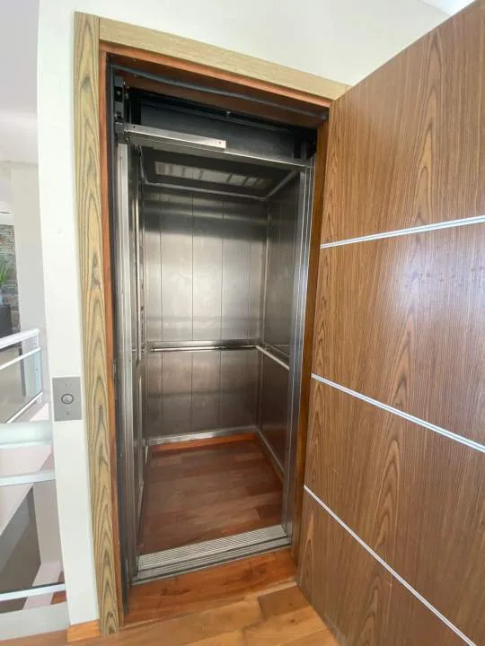 En Cariló | Casa Nogal -Diseño vanguardista y funcional-