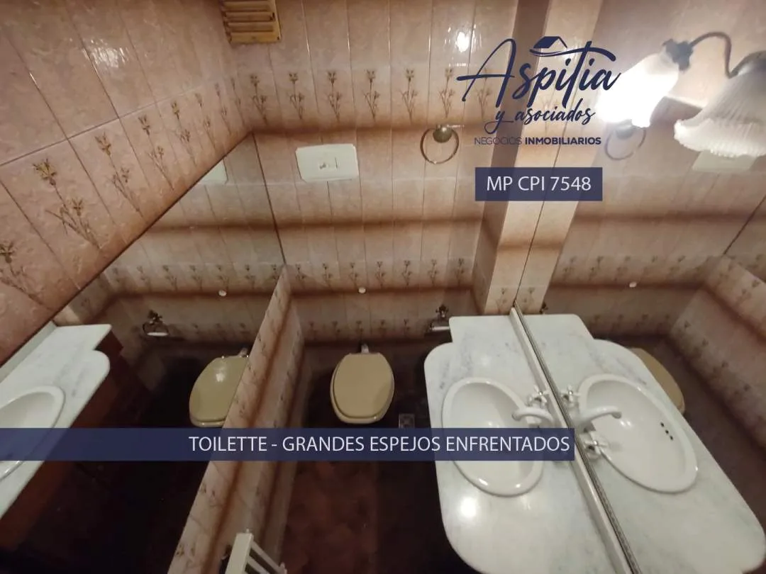 ALQUILER Departamento de 3 dormitorios con balcón en Centro, esquina Colón y La Cañada
