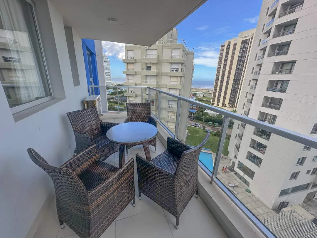 EN PUNTA DEL ESTE | Arenas del Mar ll 705