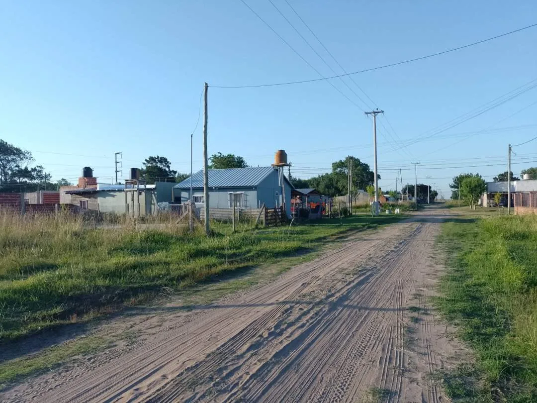 TERRENO A 1400 METRO DEL MAR EN LAS TONINAS