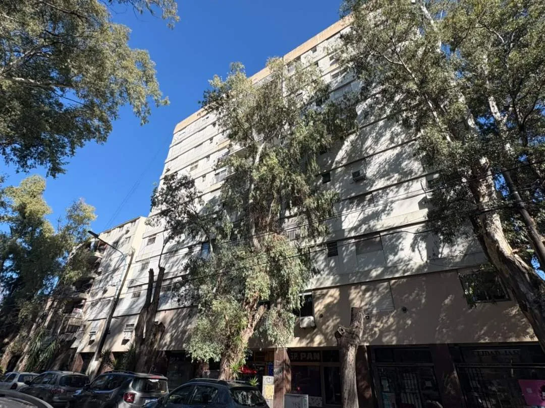 Departamento 2 ambientes con ascensor en Ciudad Jardin