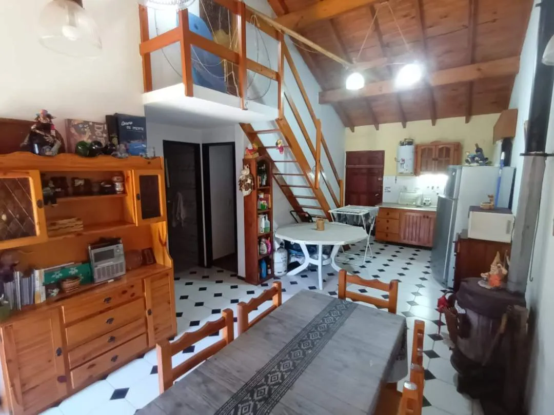 437- CHALET 4 AMBIENTES AL FRENTE ( RESERVADO )