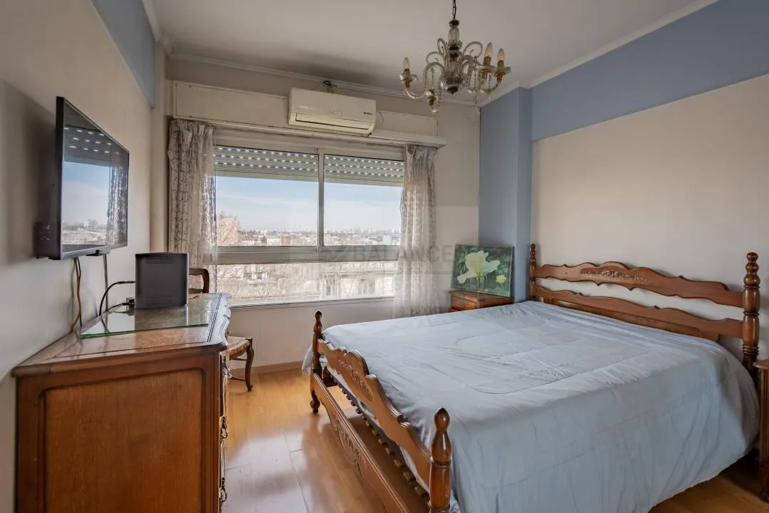 VENTA DPTO 3 AMB BARRACAS COCHERA
