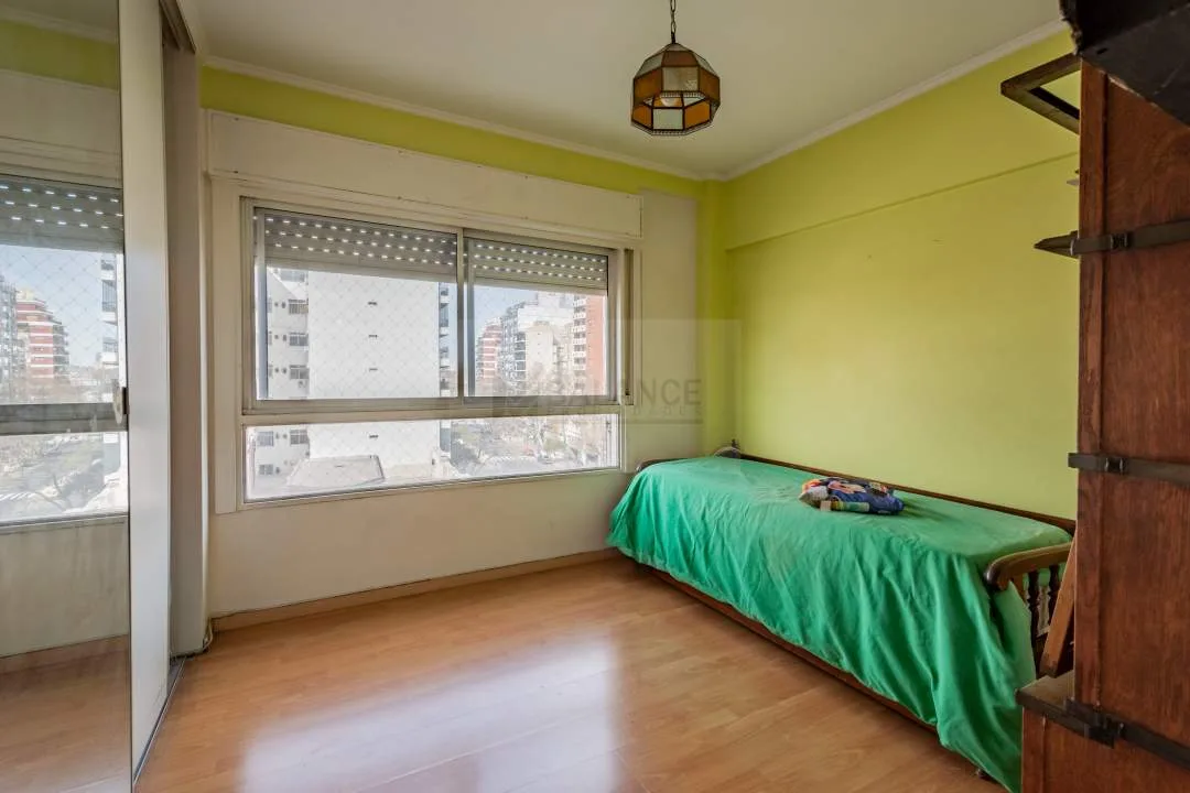 VENTA DPTO 3 AMB BARRACAS COCHERA