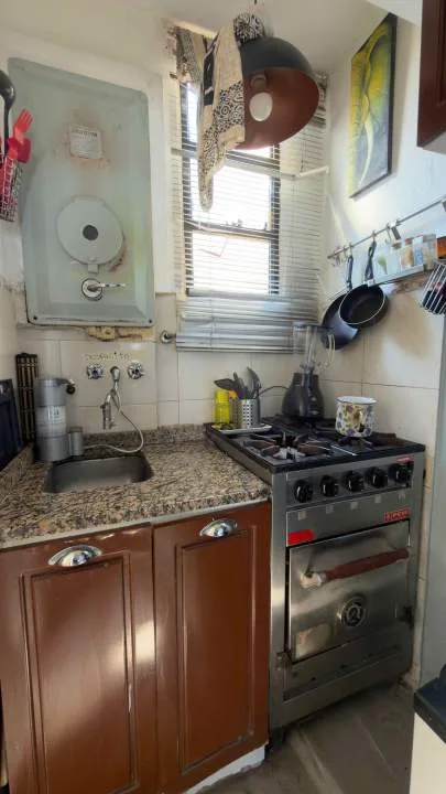 MONSERRAT, Solis al 1100. Venta monoambiente con balcón al frente! Ideal para renta temporaria