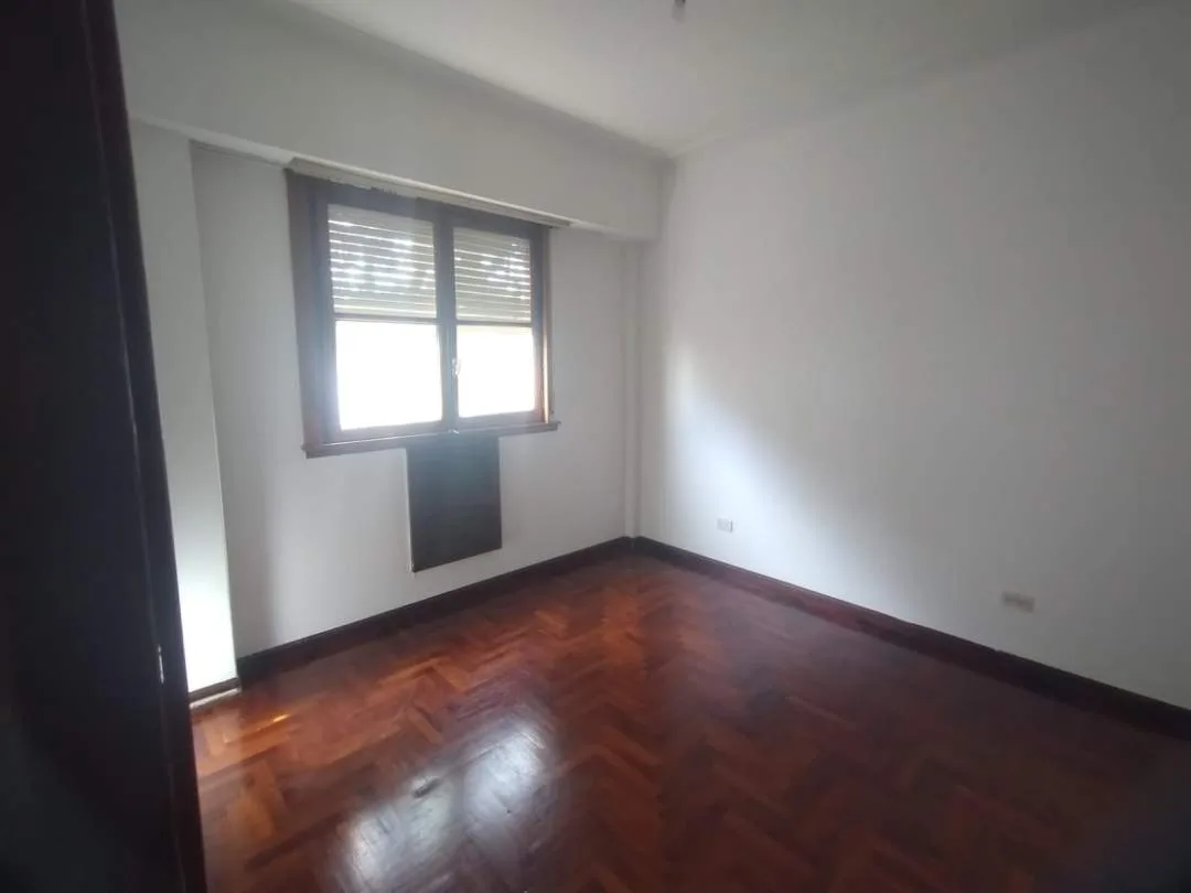 3 AMBIENTES AMPLIOS Y LUMINOSOS