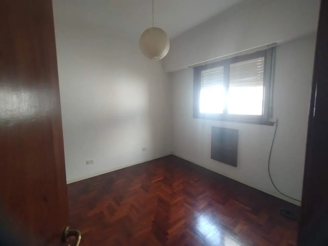 3 AMBIENTES AMPLIOS Y LUMINOSOS