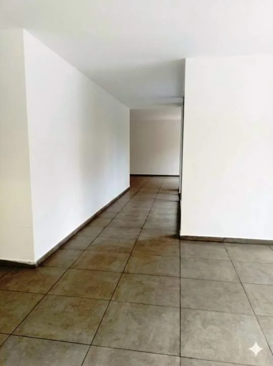 En Pinamar Local en Alquiler. Apto Profesional. Zona Centro.