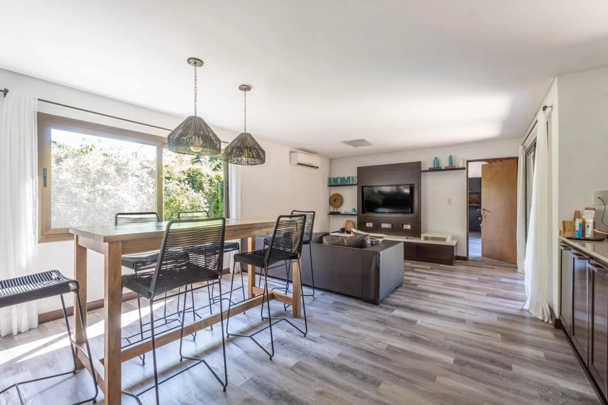 Venta de fabulosa casa en La Alameda Nordelta
