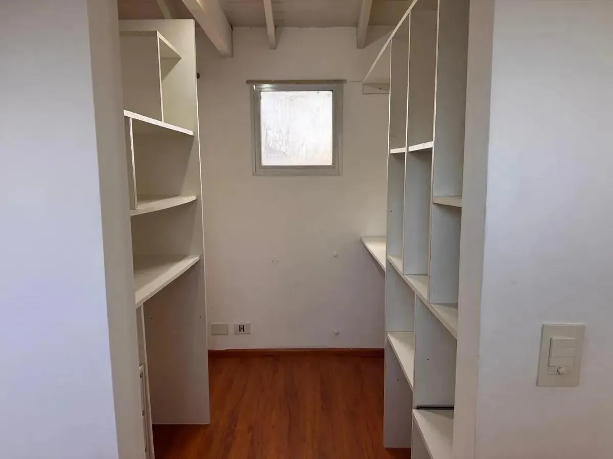 CASA EN  ALQUILER | 4 AMBIENTES | SAN ISIDRO LABRADOR | VILLA NUEVA [duplicada]