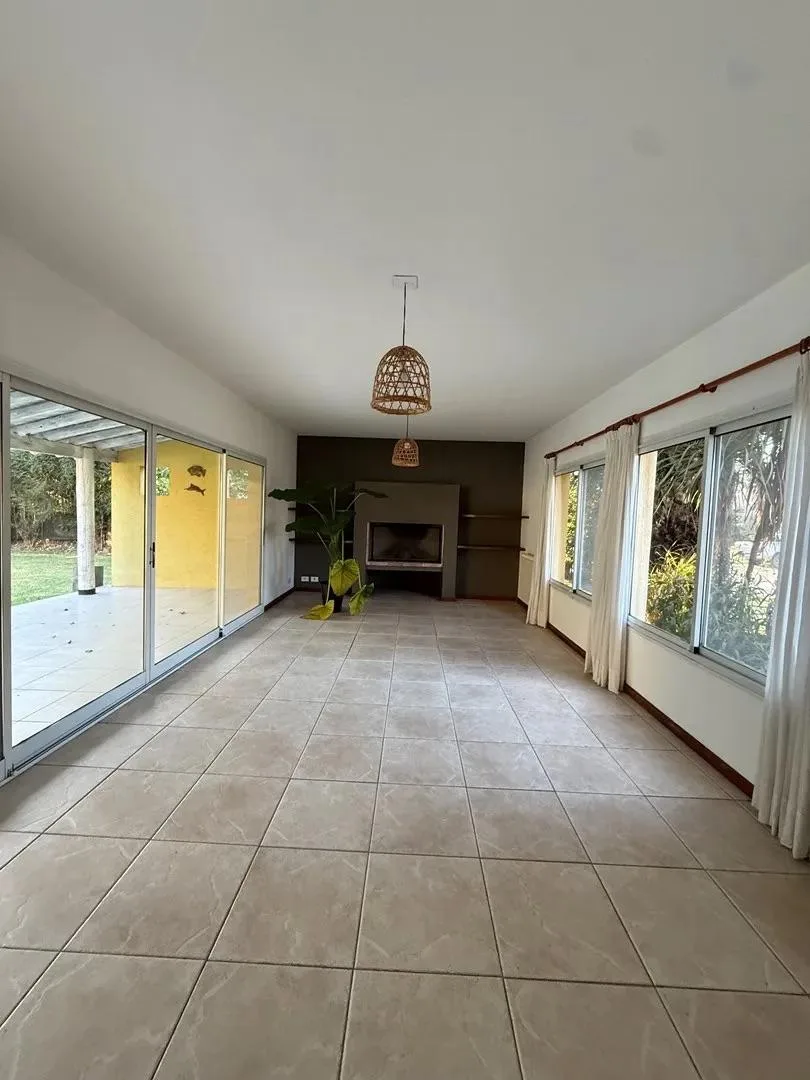CASA EN  ALQUILER | 4 AMBIENTES | SAN ISIDRO LABRADOR | VILLA NUEVA [duplicada]