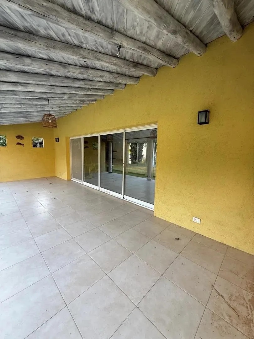 CASA EN  ALQUILER | 4 AMBIENTES | SAN ISIDRO LABRADOR | VILLA NUEVA [duplicada]