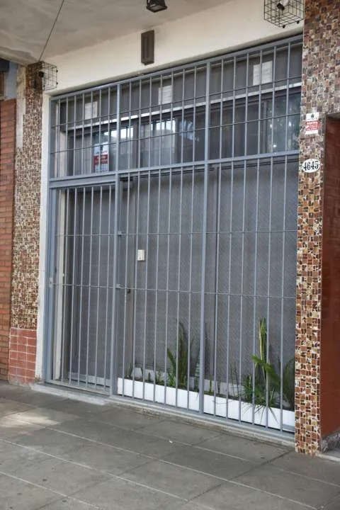 Local comercial en Caseros, imperdible!!