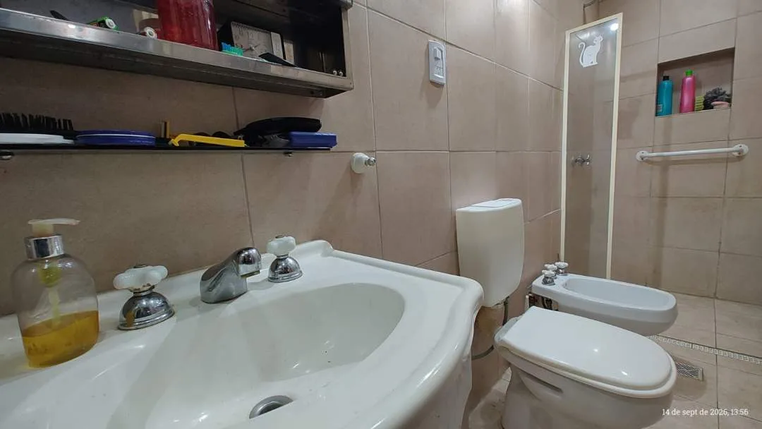 Local comercial en Caseros, imperdible!!