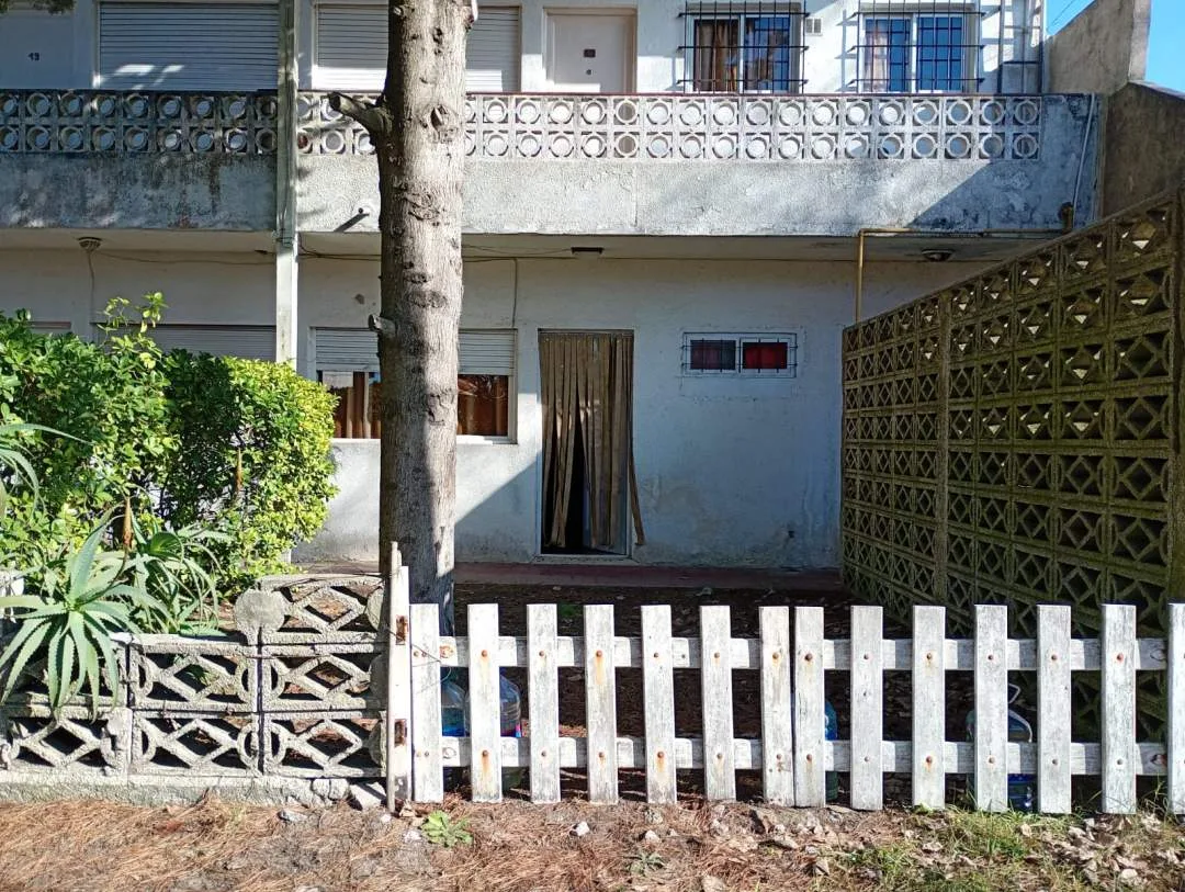 DEPARTAMENTO MONOAMBIENTE A LA VENTA EN ZONA CENTRO DE LAS TONINAS