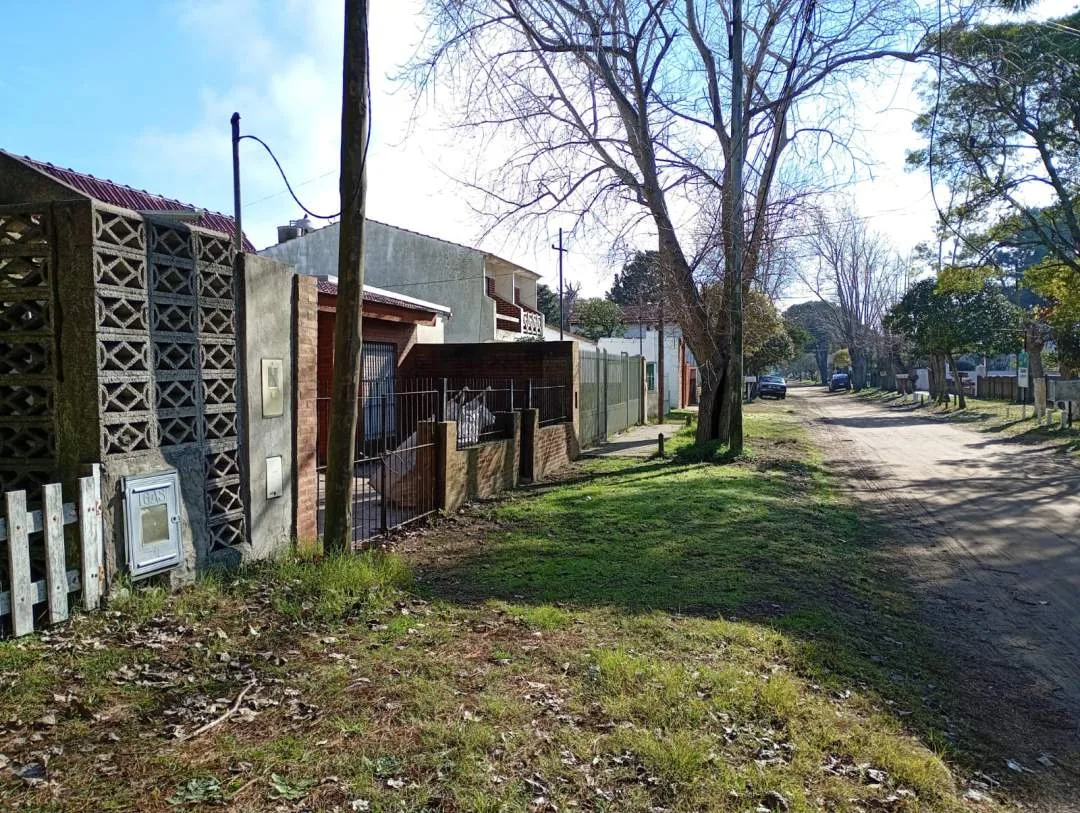 DEPARTAMENTO MONOAMBIENTE A LA VENTA EN ZONA CENTRO DE LAS TONINAS