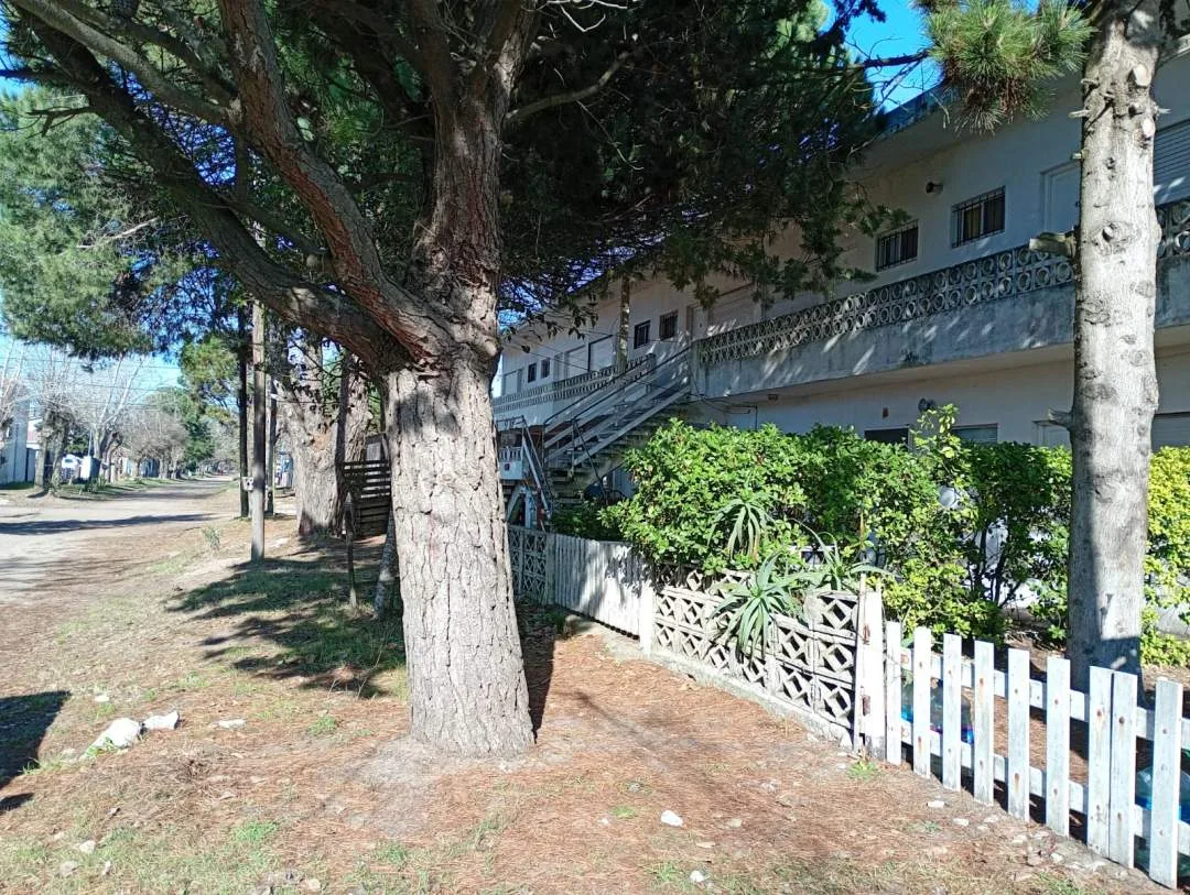 DEPARTAMENTO MONOAMBIENTE A LA VENTA EN ZONA CENTRO DE LAS TONINAS