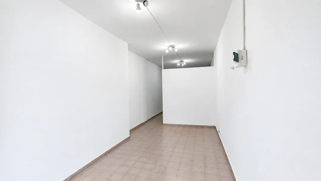 Local Comercial a 30 mts del Banco Nación, Villa Bosch!!