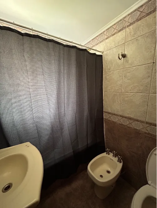Casa 6 ambientes-Venta-Ciudad Jardin
