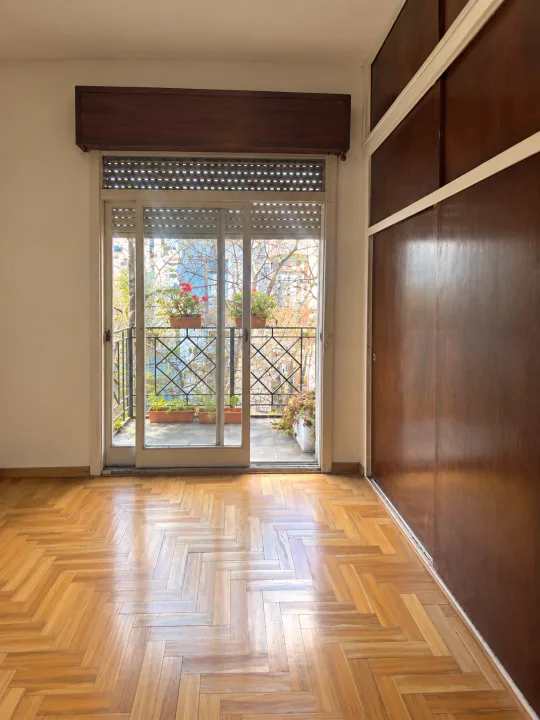 ALMAGRO. Sanchez de Loria al 500. VENTA de 3 ambientes con terraza. Frente 2 balcones, EXP 160.000
