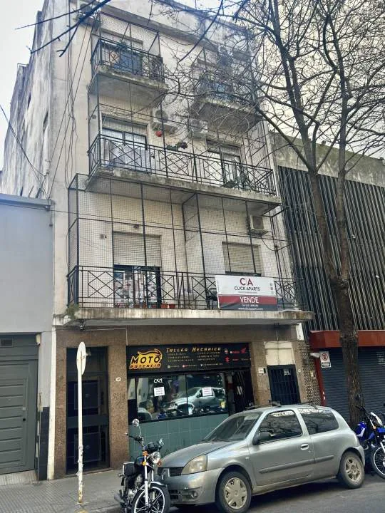 ALMAGRO. Sanchez de Loria al 500. VENTA de 3 ambientes con terraza. Frente 2 balcones, EXP 160.000