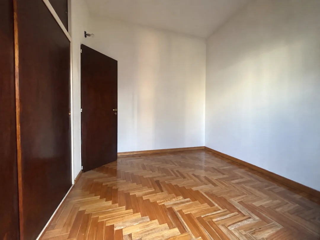 ALMAGRO. Sanchez de Loria al 500. VENTA de 3 ambientes con terraza. Frente 2 balcones, EXP 160.000