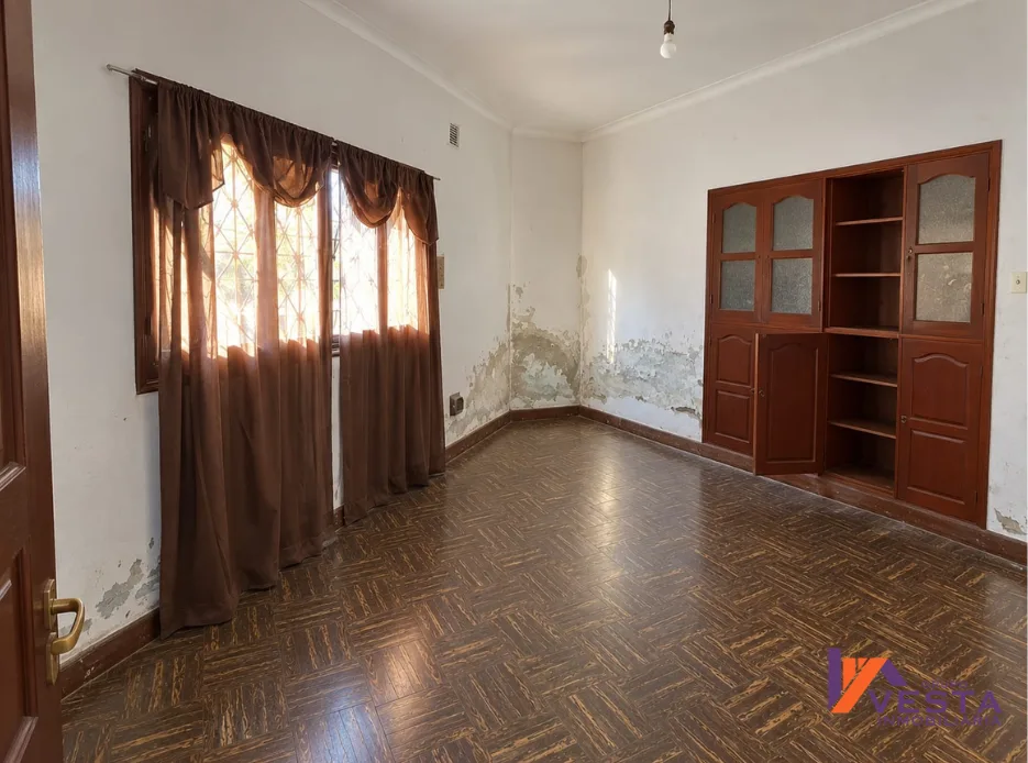 VILLA ARENALES-CASA-VENTA CON TINGLADO-MACROCENTRO-SALTA