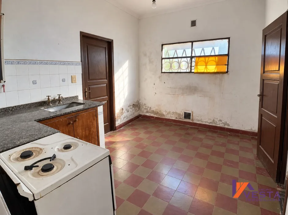 VILLA ARENALES-CASA-VENTA CON TINGLADO-MACROCENTRO-SALTA