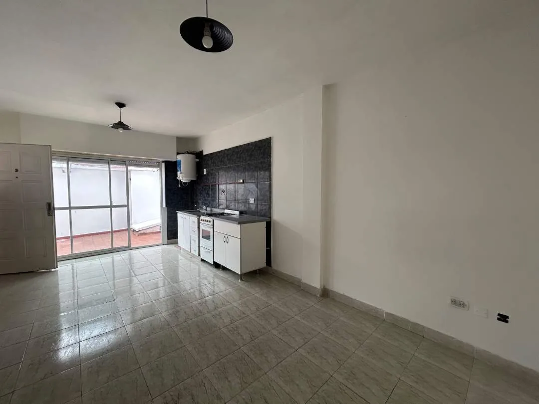 Departamento-Alquiler-Caseros