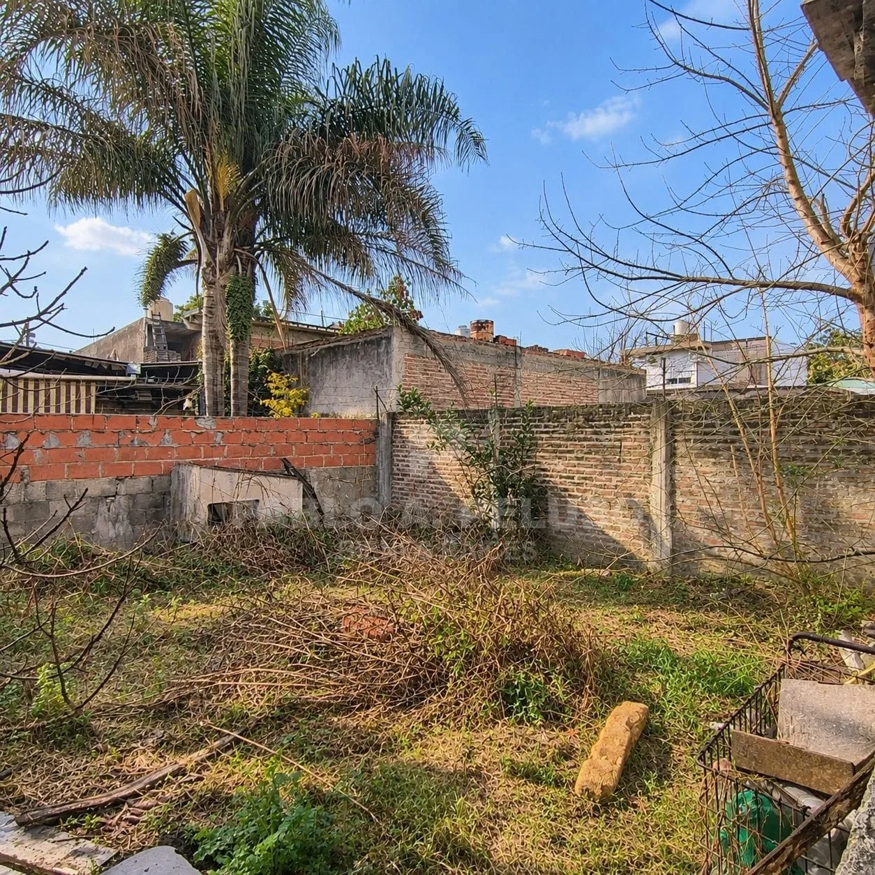 VENTA DEPARTAMENTO 3 AMBIENTES CON LOCAL, MERLO ZONA OESTE. BS. AS.