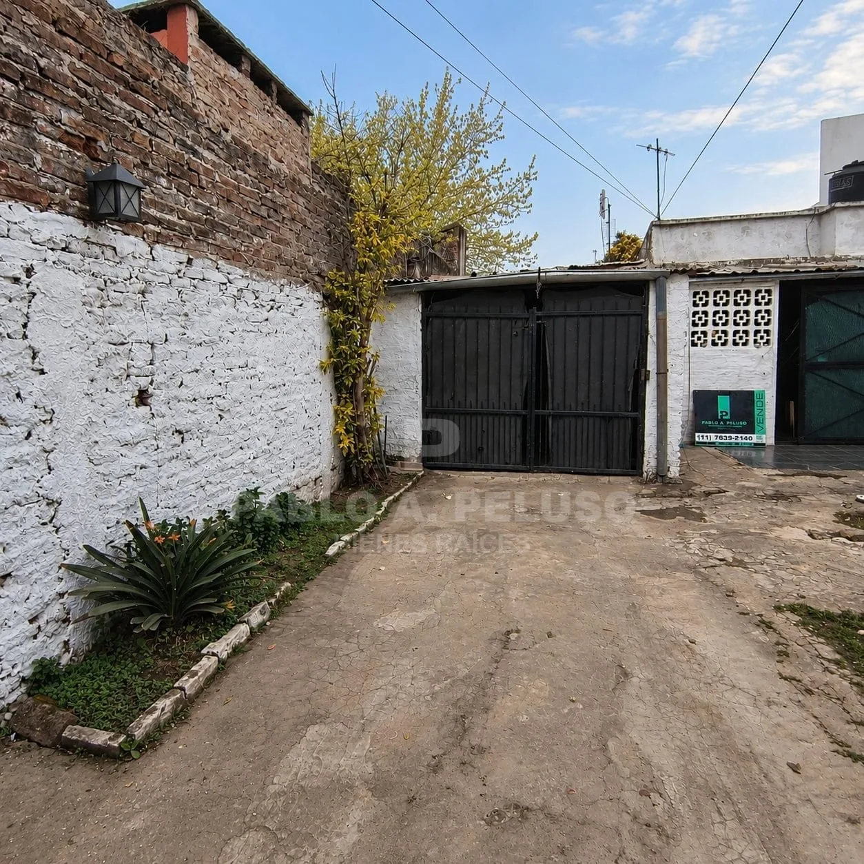 CASA 5 AMBIENTES EN LIBERTAD MERLO.  ZONA OESTE. BUENOS AIRES
