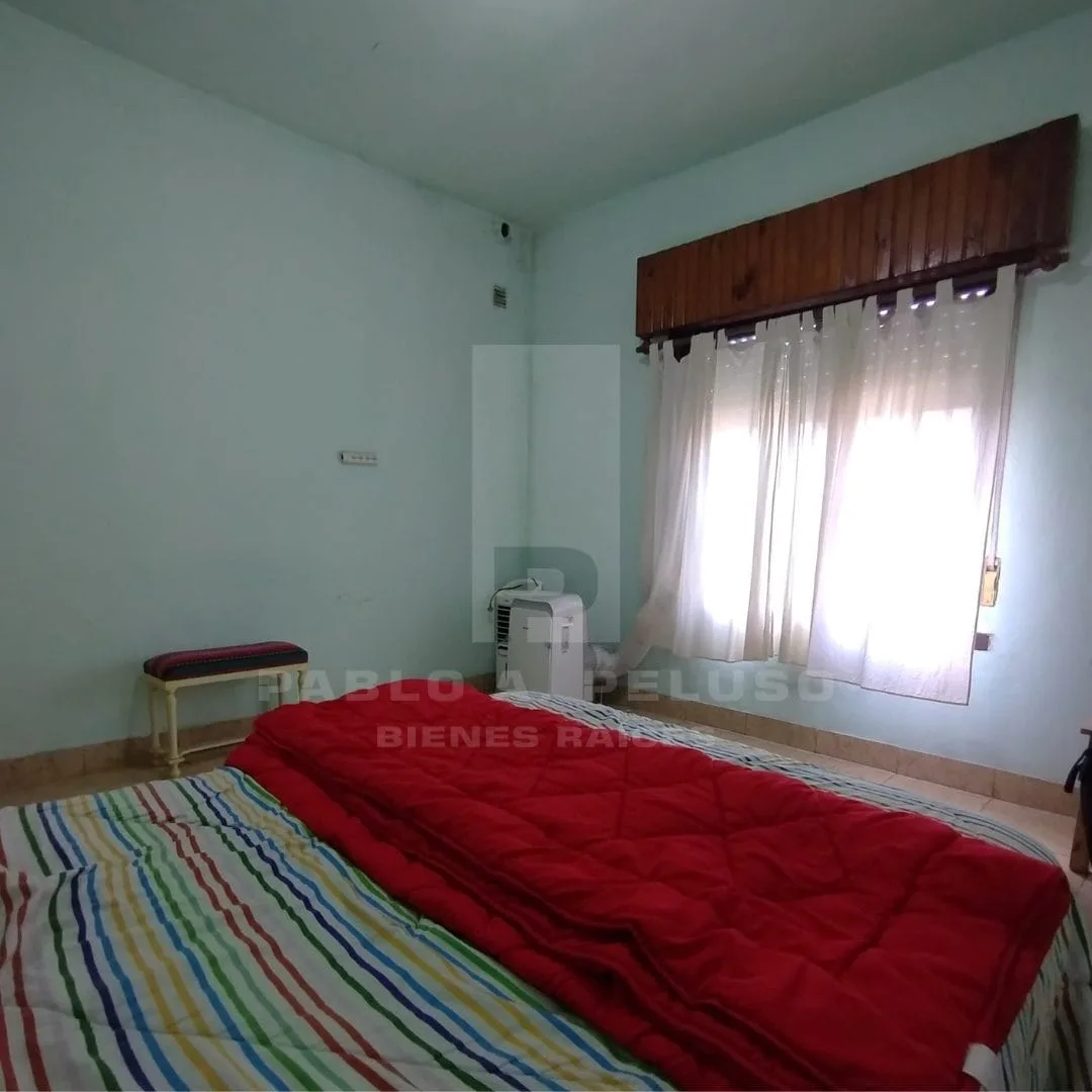 VENTA CASA 3 AMBIENTES Y DEPARTAMENTO 2 AMBIENTES. SAN ANTONIO DE PADUA, MERLO. ZONA OESTE. BUENOS AIRES