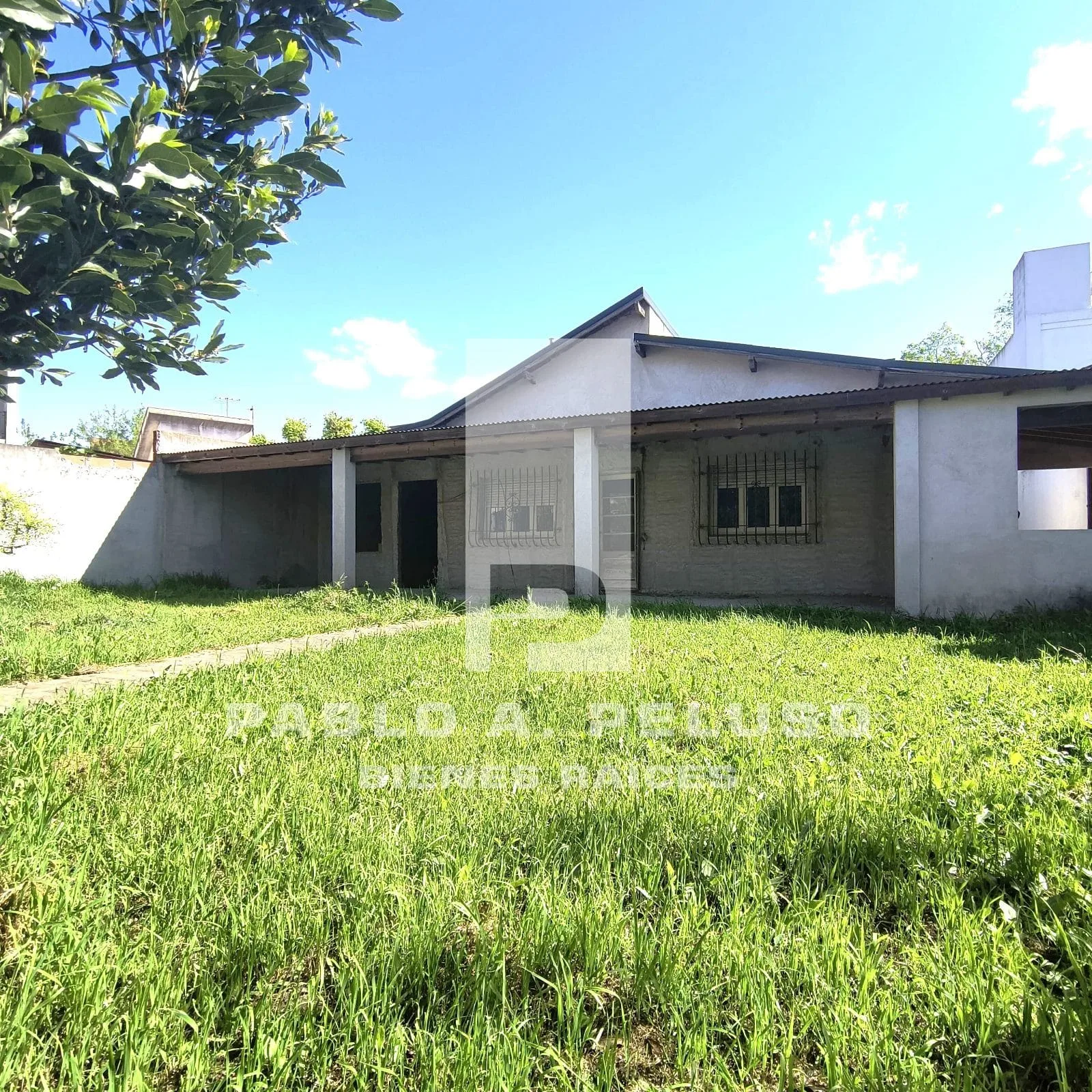 VENTA CASA 4 AMBIENTES. SAN ANTONIO DE PADUA, MERLO. ZONA OESTE. BUENOS AIRES.