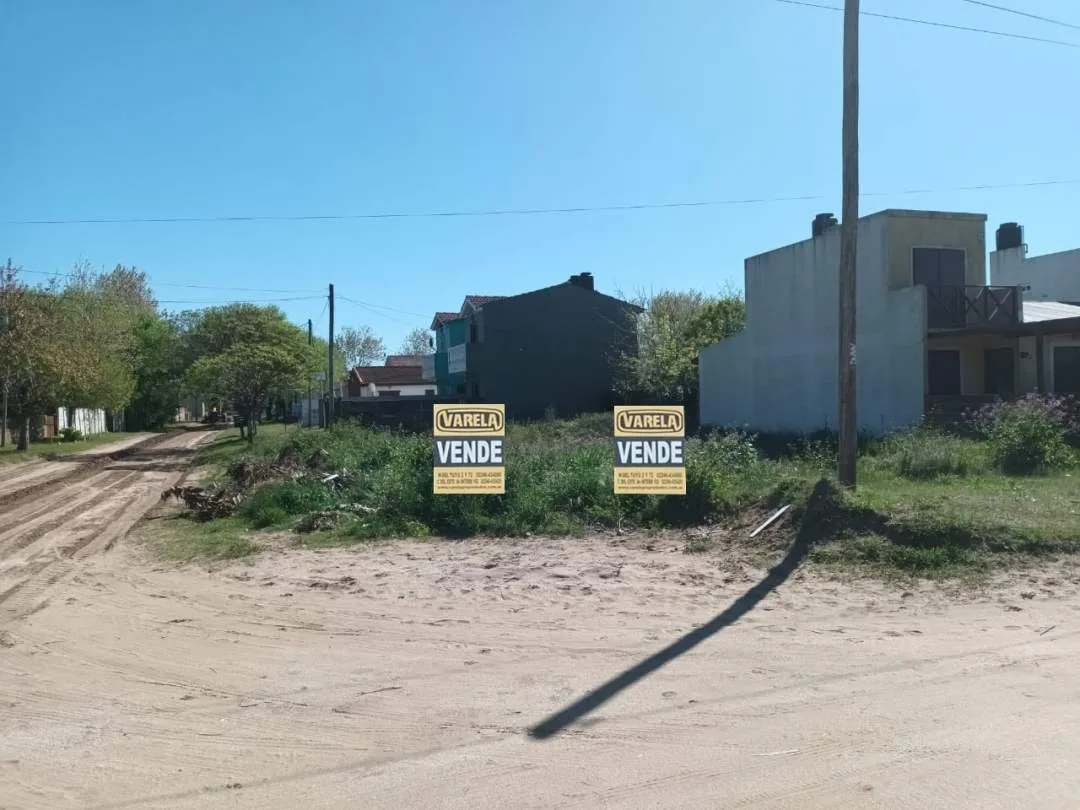 428-VENDE LOTE 255 MTS