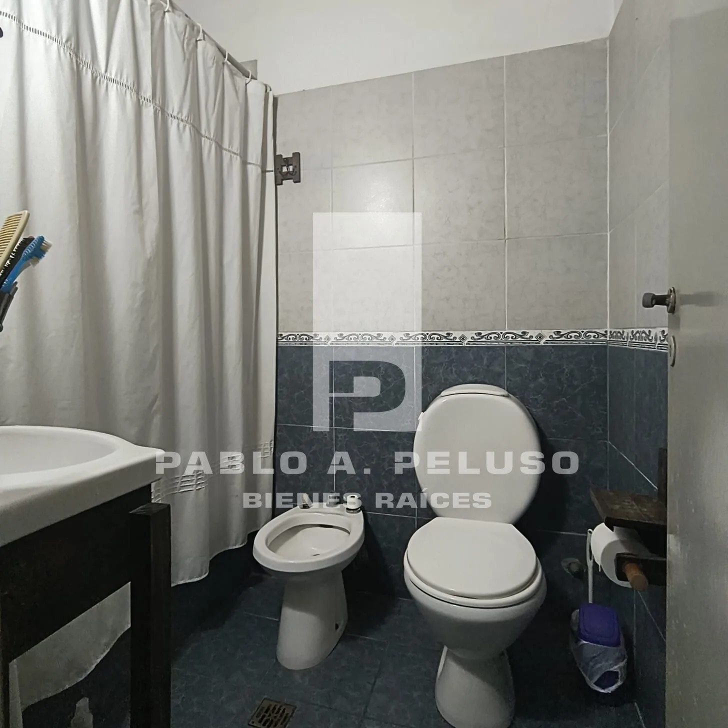 VENTA CASA, TRES AMBIENTES EN MERLO. ZONA OESTE. BUENOS AIRES.