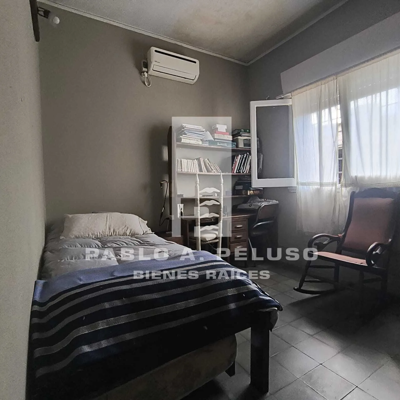 VENTA CASA, TRES AMBIENTES EN MERLO. ZONA OESTE. BUENOS AIRES.