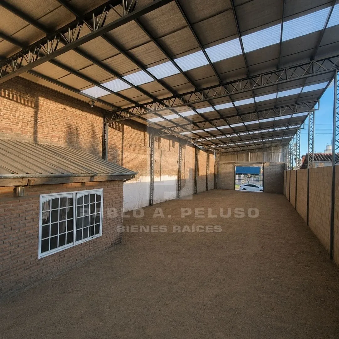 ALQUILER DE GALPÓN CON OFICINA EN MERLO. ZONA OESTE. BUENOS AIRES.