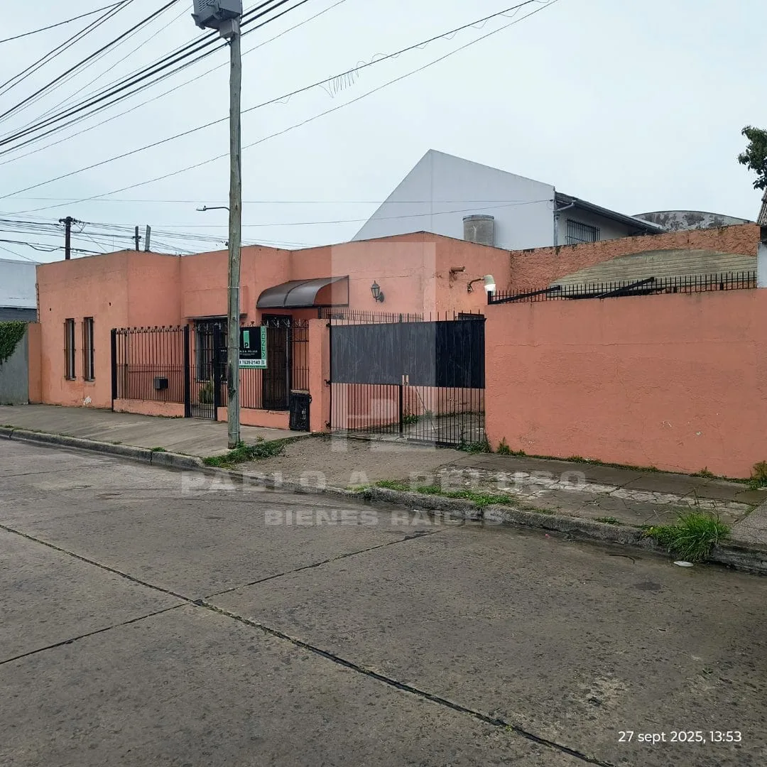 VENTA CASA 4 AMBIENTES. SAN ANTONIO DE PADUA. ZONA OESTE. BUENOS AIRES.