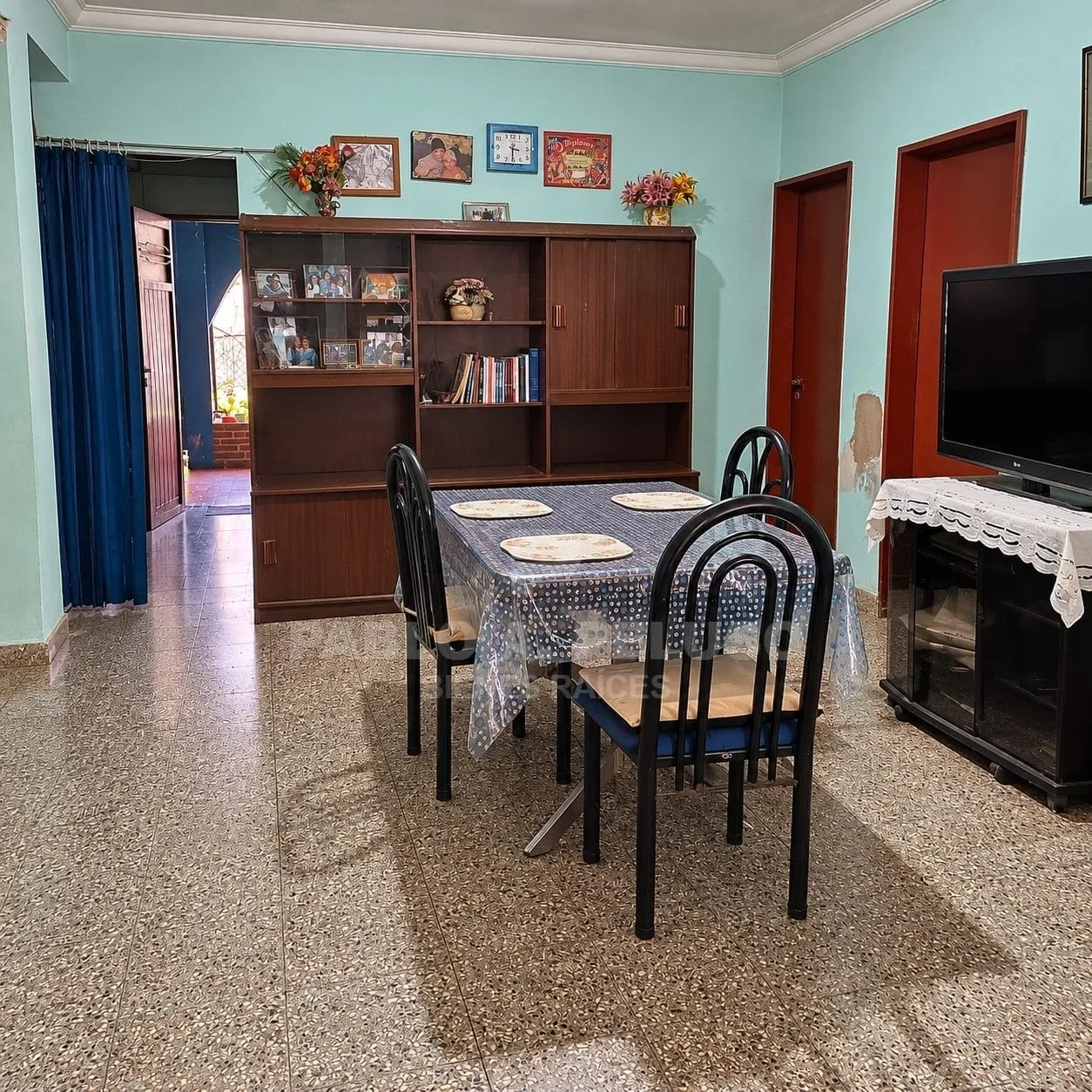 VENTA CASA 4 AMBIENTES EN MERLO. ZONA OESTE. BUENOS AIRES.