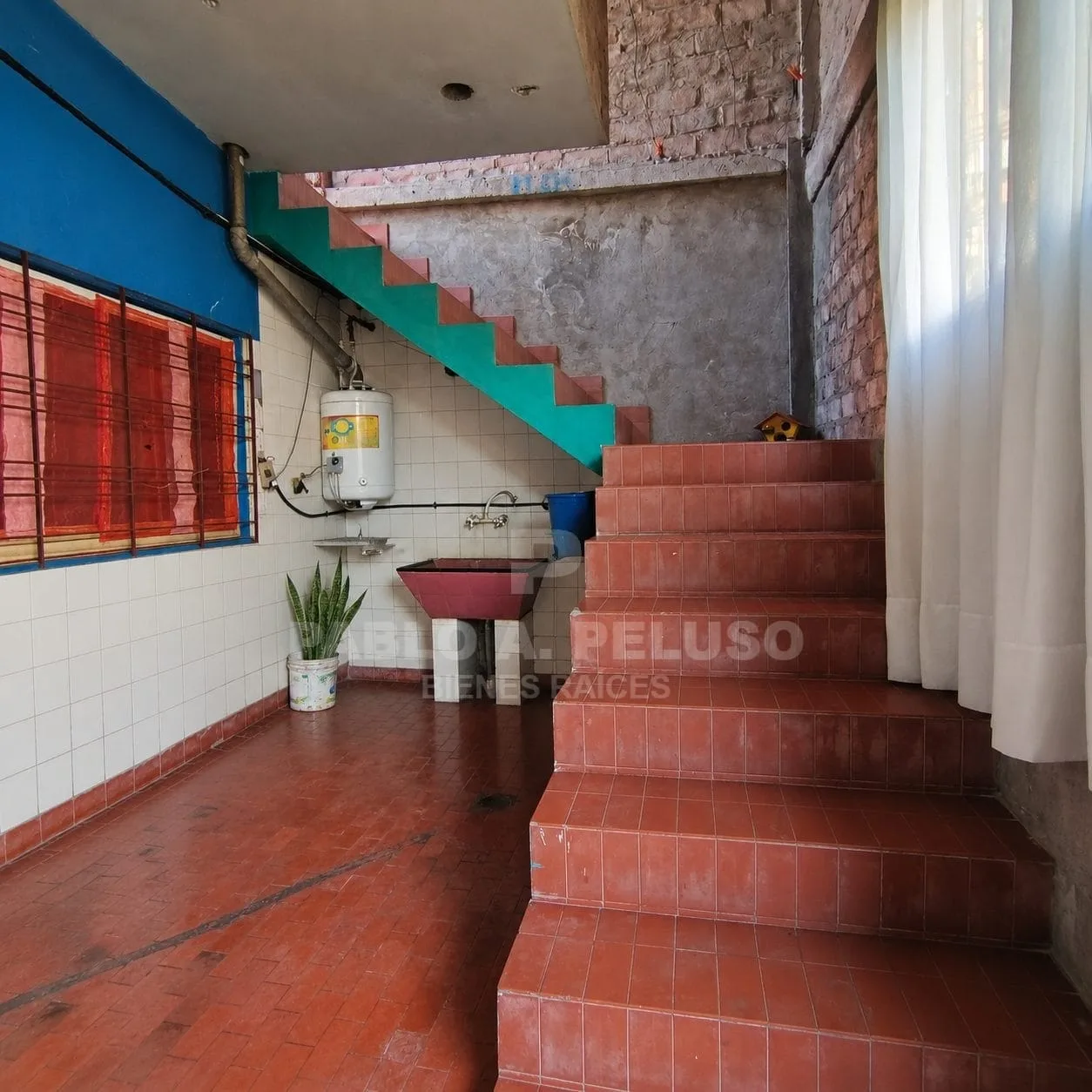VENTA CASA 4 AMBIENTES EN MERLO. ZONA OESTE. BUENOS AIRES.