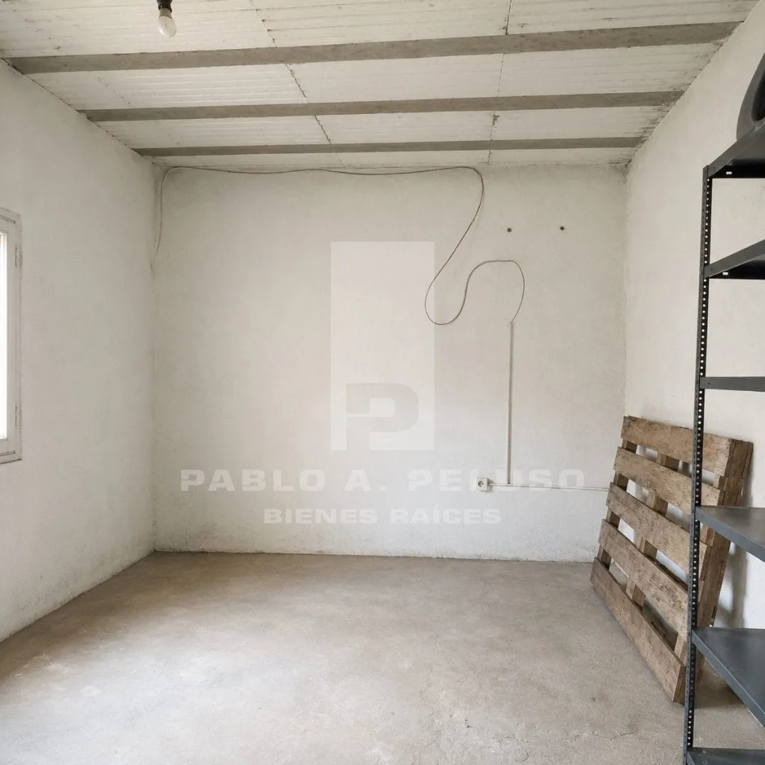 VENTA DE  CASA 4 AMBIENTES Y DOS DEPARTAMENTOS. LIBERTAD, MERLO. ZONA SUR. BUENOS AIRES.