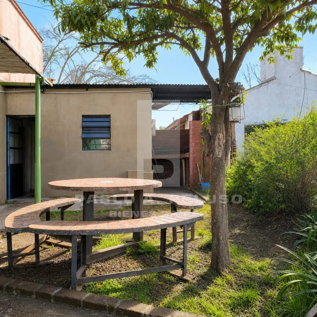 VENTA DE 3 DEPARTAMENTOS A REFACCIONAR, DOS EN PLANTA BAJA Y UNO EN PLANTA ALTA. MARCOS PAZ, ZONA OESTE, BUENOS AIRES.