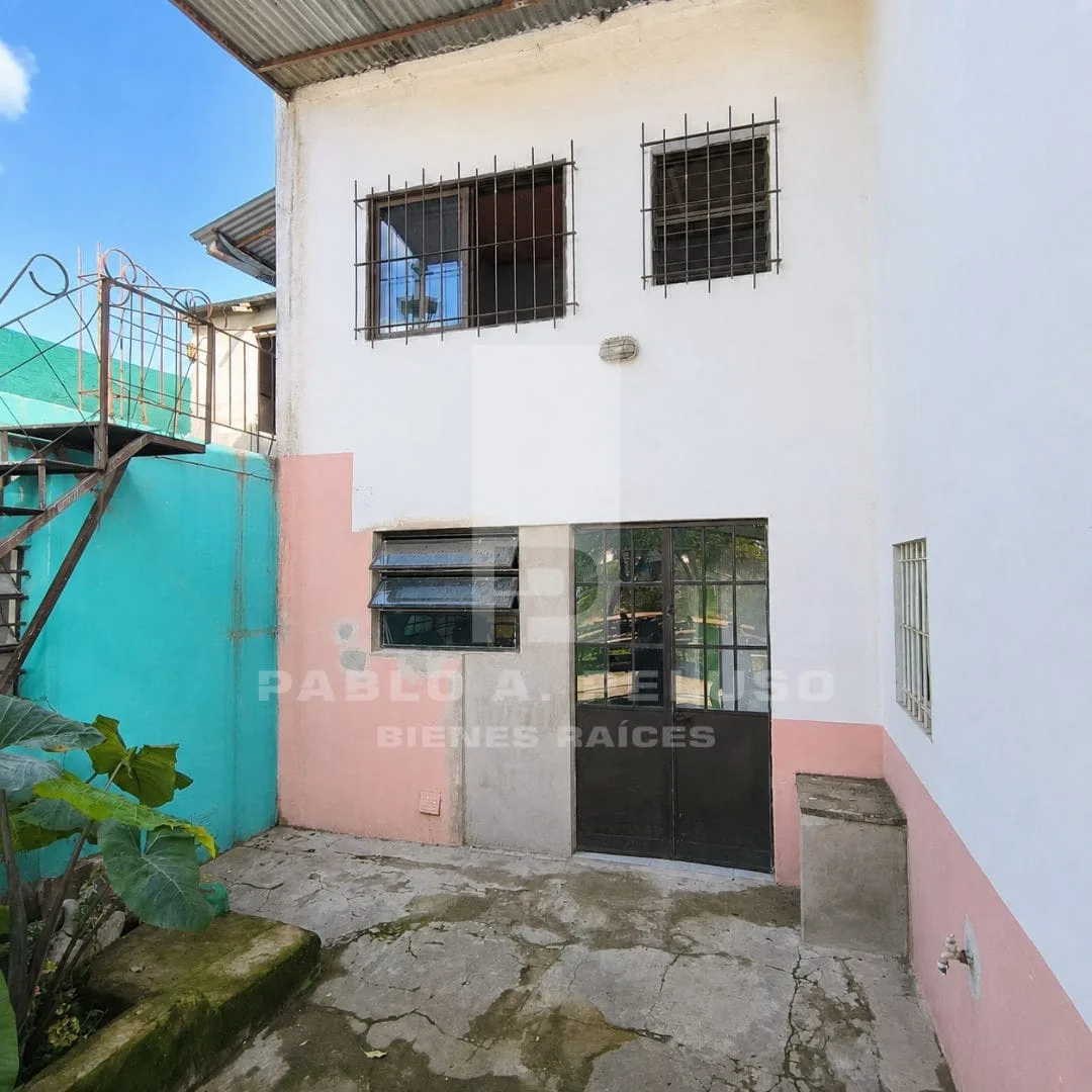 VENTA DE 3 DEPARTAMENTOS A REFACCIONAR, DOS EN PLANTA BAJA Y UNO EN PLANTA ALTA. MARCOS PAZ, ZONA OESTE, BUENOS AIRES.