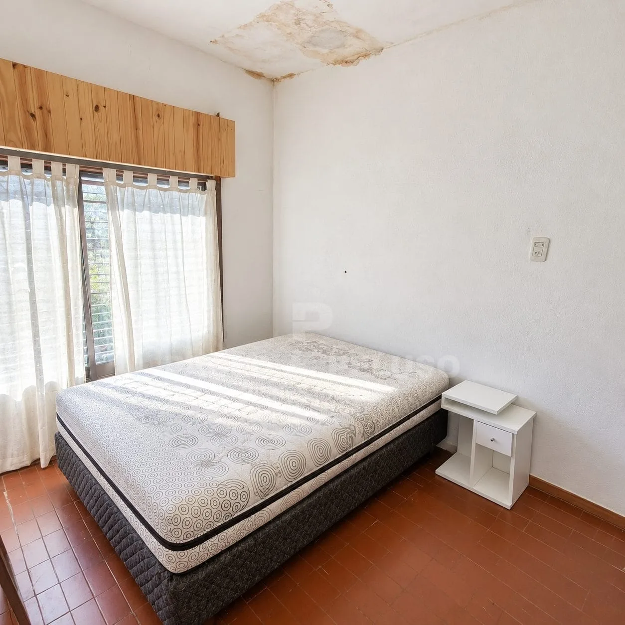 VENTA DE CASA DE 3 AMBIENTES. MERLO. ZONA OESTE. BUENOS AIRES.