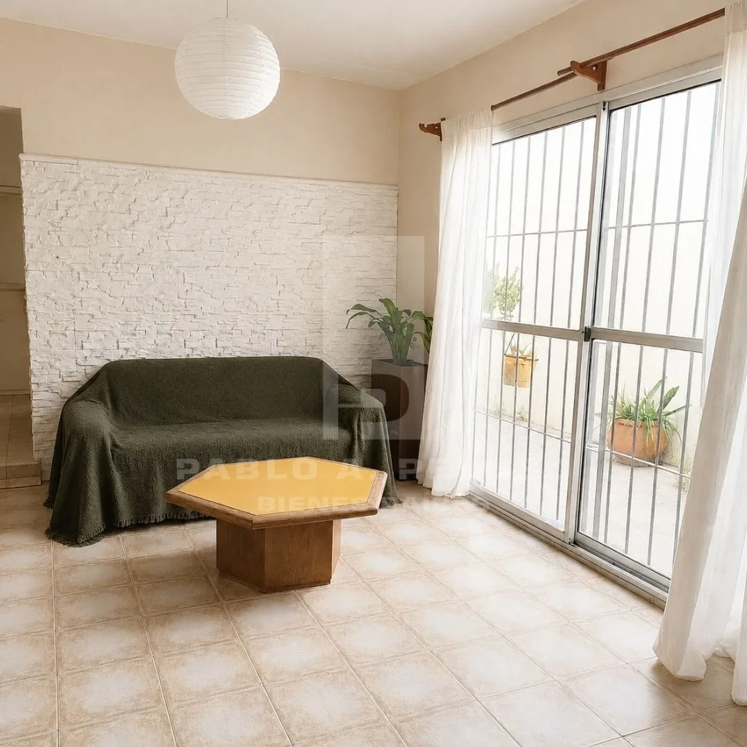 VENTA DE DOS CASAS, 4 AMBIENTES,  EN MERLO. ZONA OESTE, BUENOS AIRES