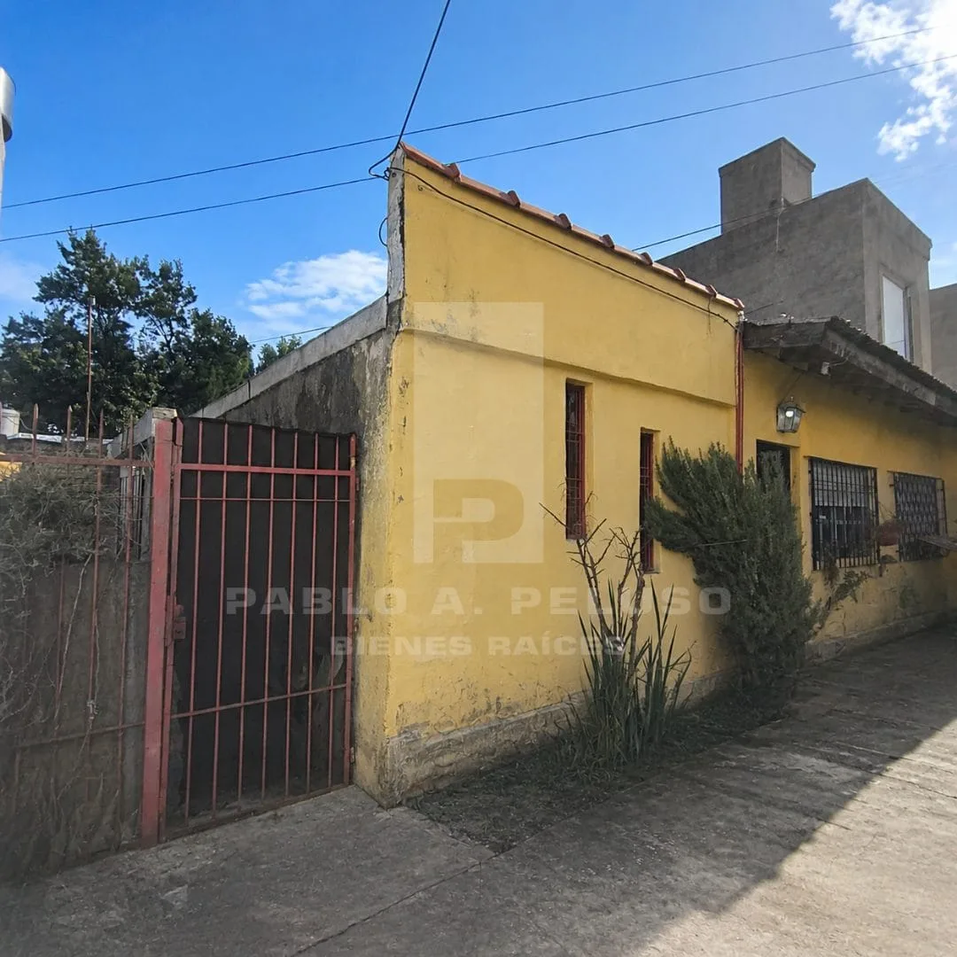 VENTA DE CASA 4 AMBIENTES EN SAN ANTONIO DE PADUA , MERLO. ZONA OESTE.