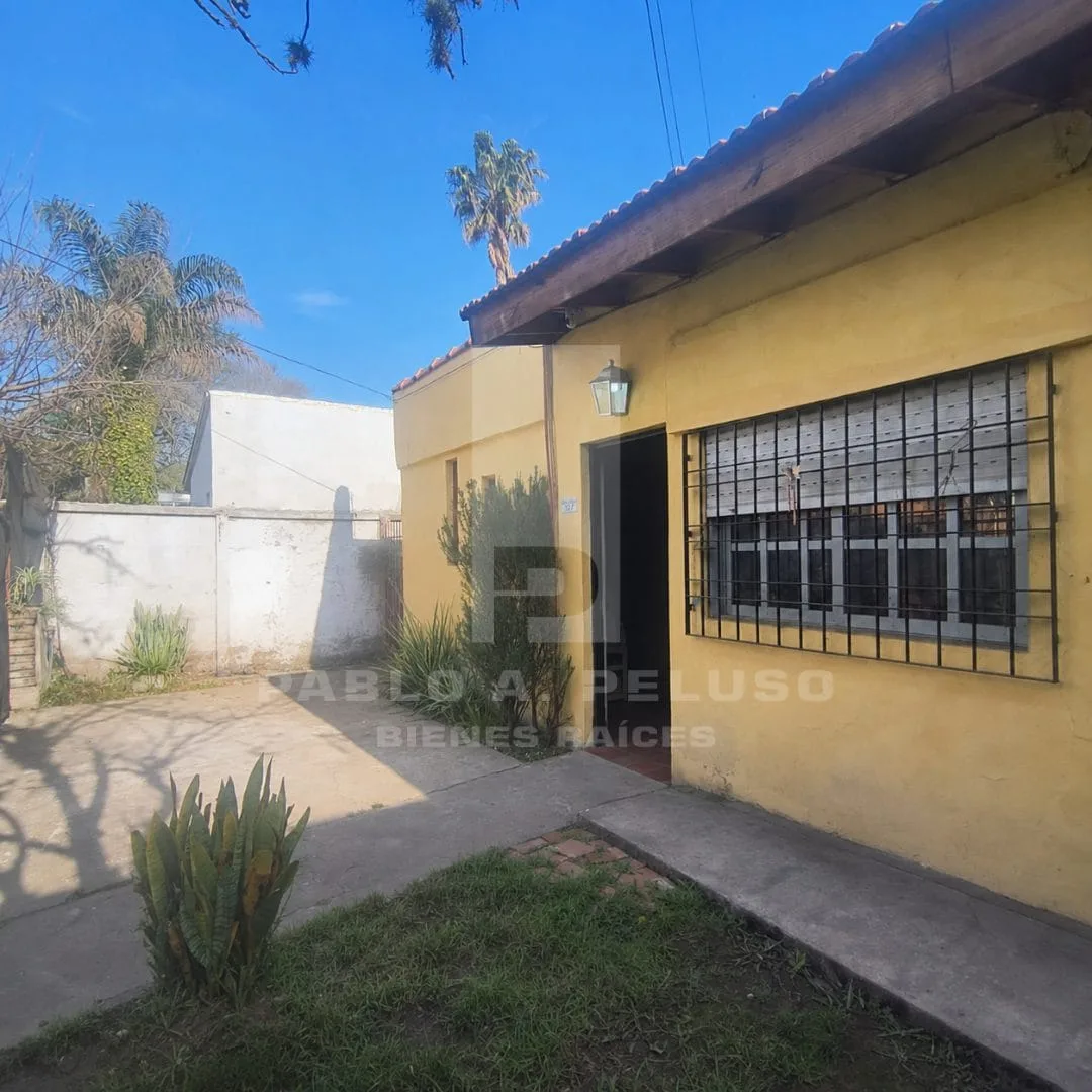 VENTA DE CASA 4 AMBIENTES EN SAN ANTONIO DE PADUA , MERLO. ZONA OESTE.