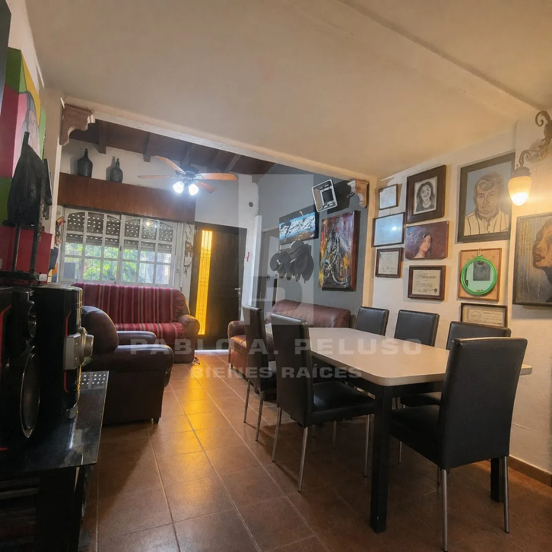 VENTA DE CASA 4 AMBIENTES EN SAN ANTONIO DE PADUA , MERLO. ZONA OESTE.